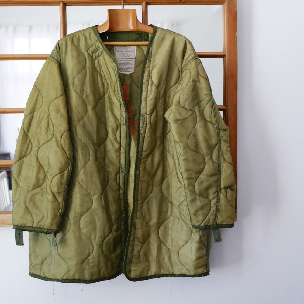 •Quilted Liner Jacket Olive Green Vintage Military Open Construction Oversized S